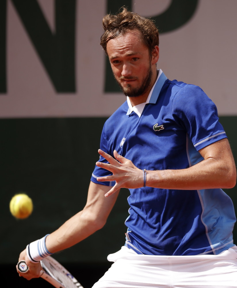 詹姆斯在球 詹姆斯在球