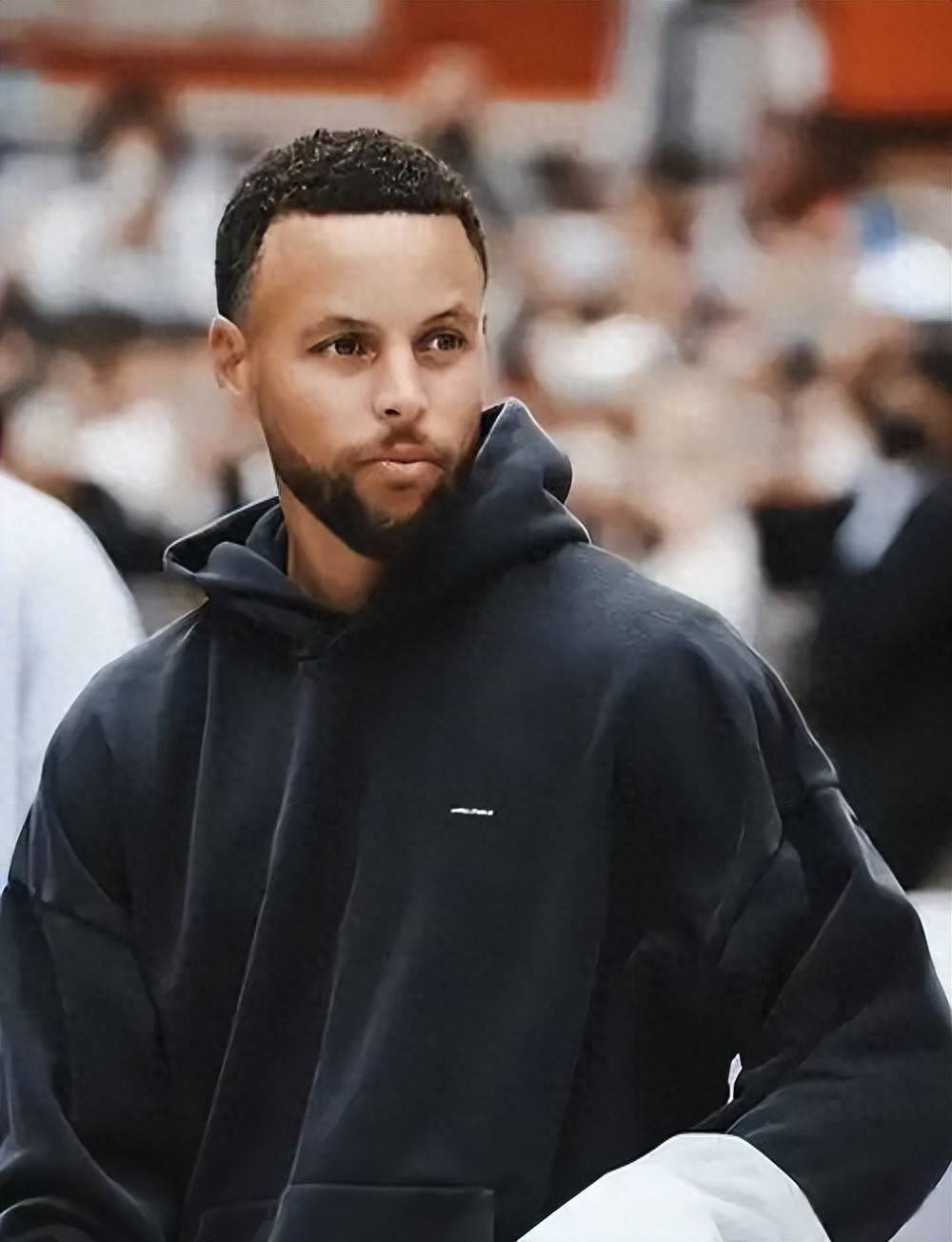 利物浦继续 利物浦继续