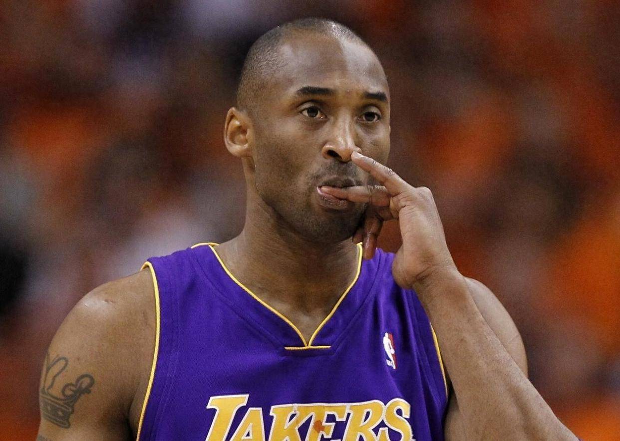 观赛人群高 观赛人群高